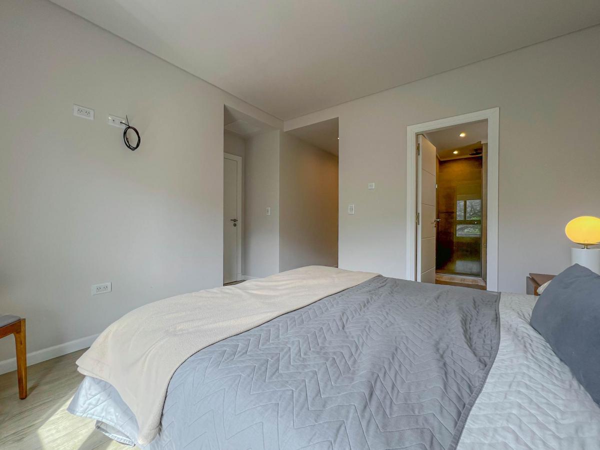 Departamento de 4 Ambientes, Piso Entero. a Estrenar - Zona Güemes 5