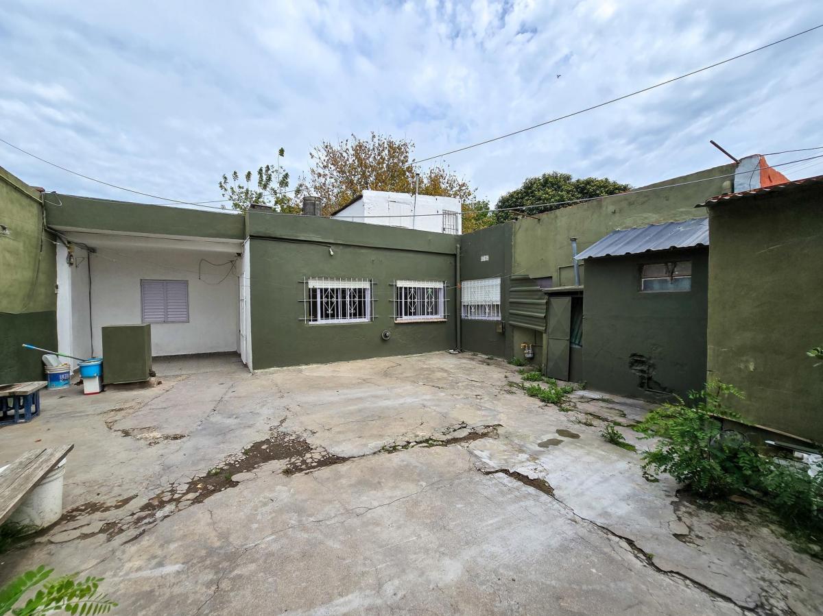 Casa 3 Amb. + Depto. 2 Amb. Ap. Crédito - Nápoles y Int. Rufino Inda 4