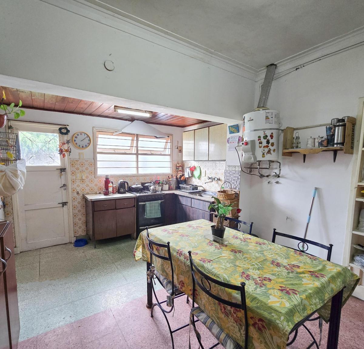 Chalet 3 Amb con Parque + Depto. 3 Amb con Garaje - C. Villar y Carasa 2