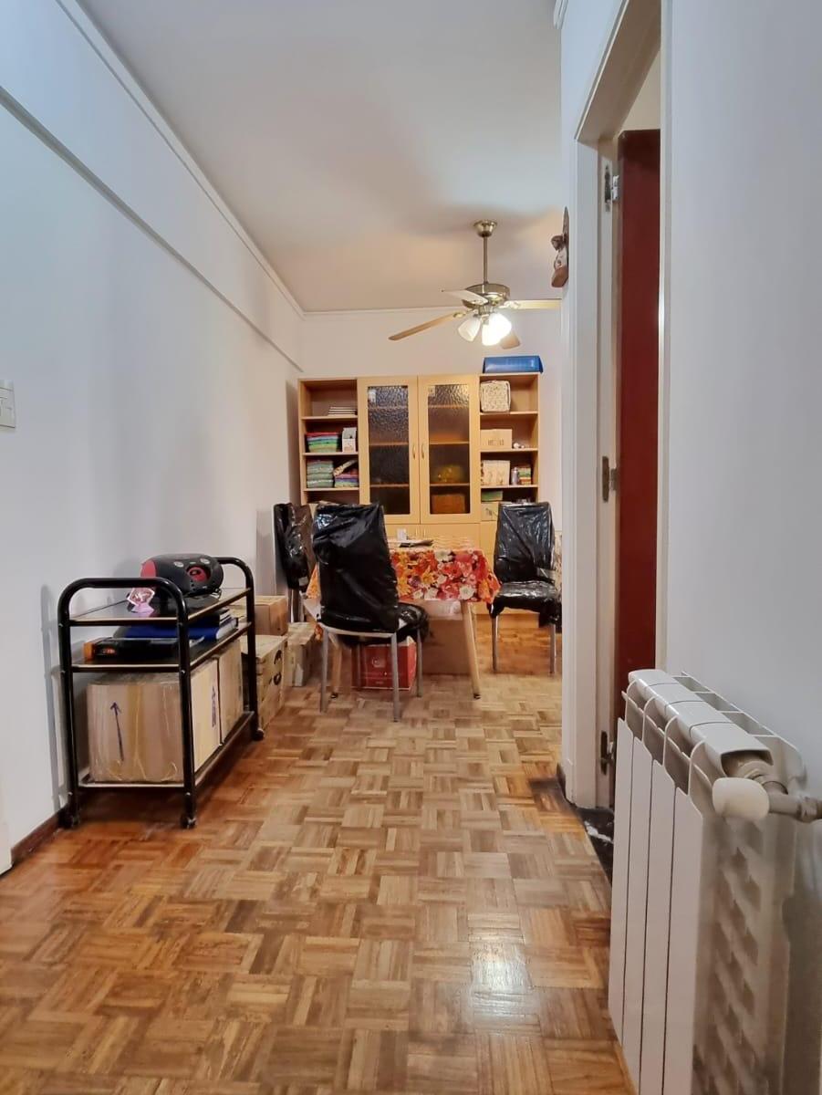 Foto de Departamento 3 amb. externo c/ espacio de cochera - Salta y Av. Luro, imagen 2