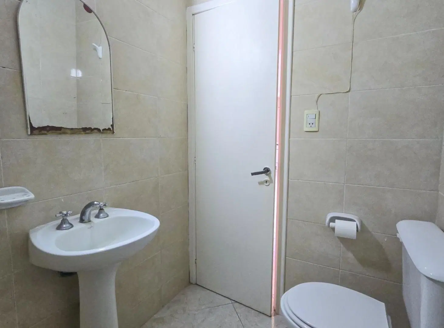 Departamento PH 2 amb. con patio - R. S. Peña y Gaboto 5