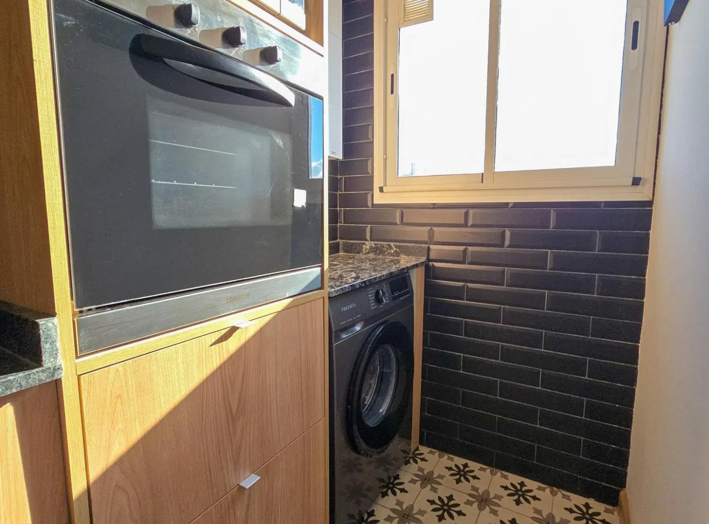 Departamento 2 amb. con balcón francés - A. Brown y Lamadrid 3
