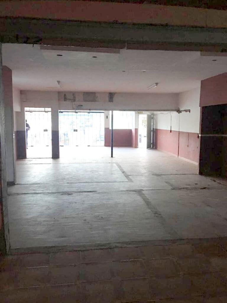 Foto de Local 213m2 - Apto crédito - Av. Jacinto Peralta Ramos y Puán, imagen 3