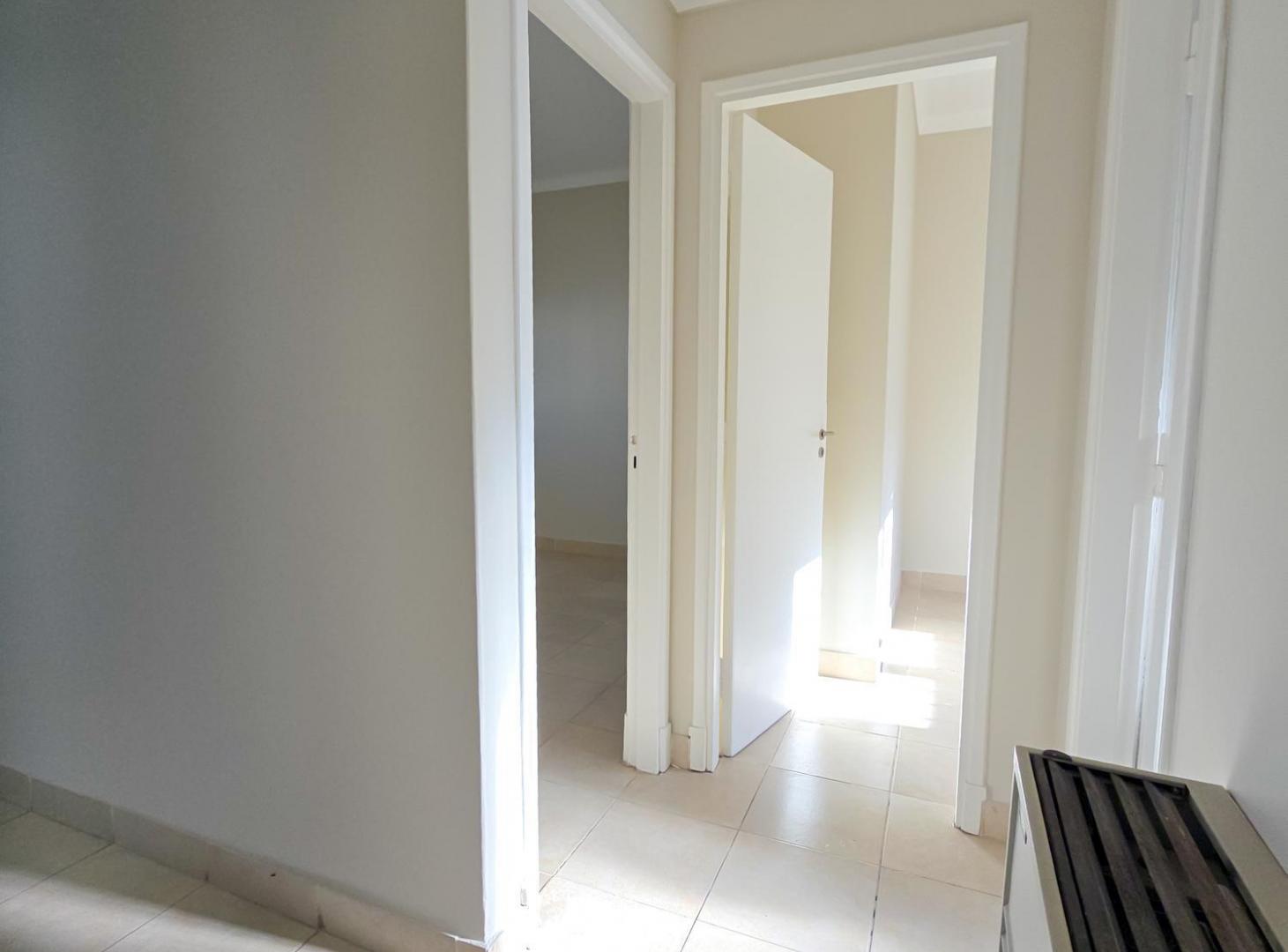 Foto de PH frente 3 amb. con patio- APTO PROFESIONAL- Roca e Italia, imagen 4