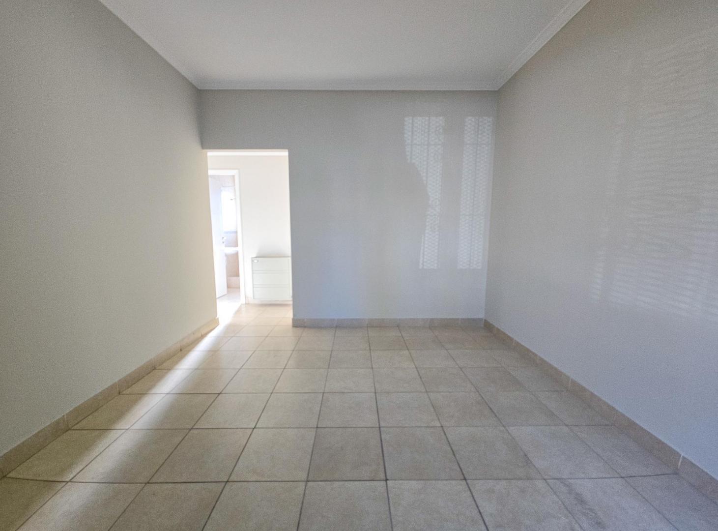 Foto de PH frente 3 amb. con patio- APTO PROFESIONAL- Roca e Italia, imagen 5