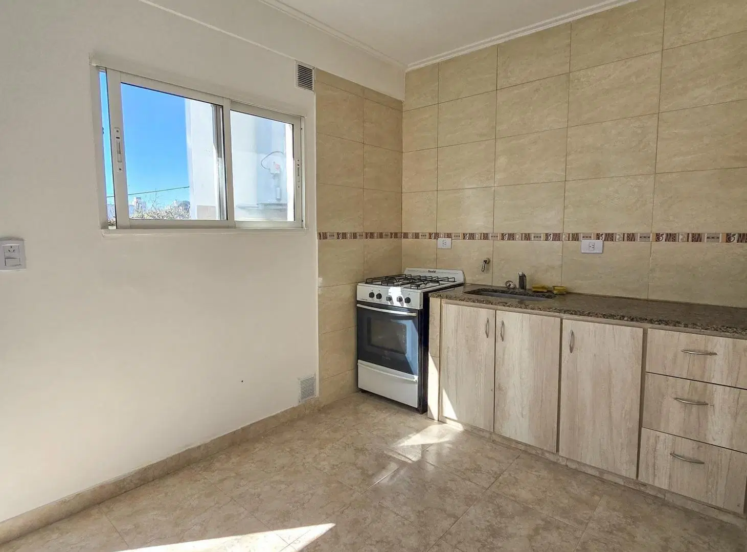Dúplex 3 amb. parque y ent. para auto FINANCIAN - Punta Mogotes 5