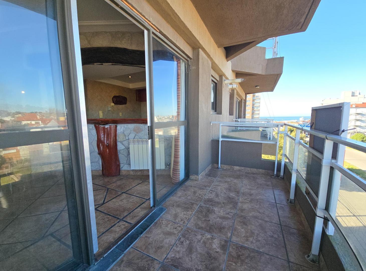 Foto de Departamento 2 amb. con balcón terraza al frente - Punta Mogotes, imagen 2