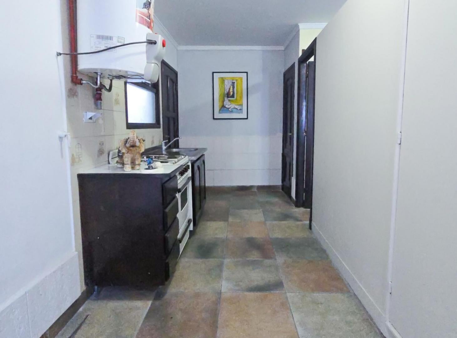 Foto de Departamento PH monoambiente - Roca y San Juan, imagen 1