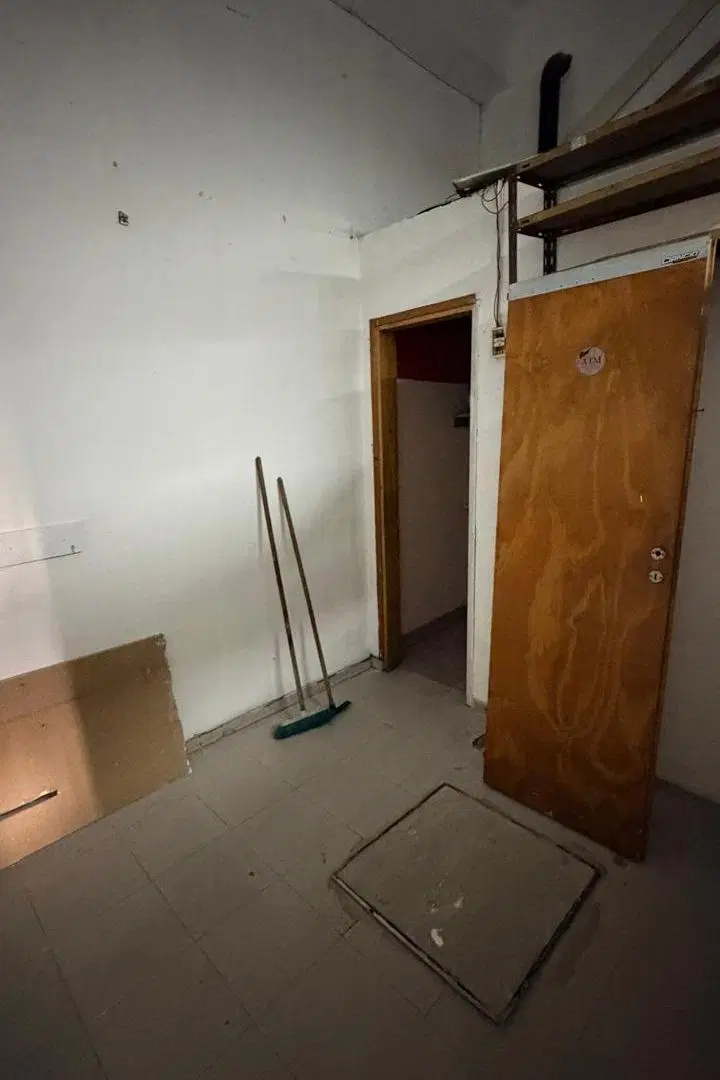 Local 21 m2 - Av. Jacinto Peralta Ramos y San Salvador 4