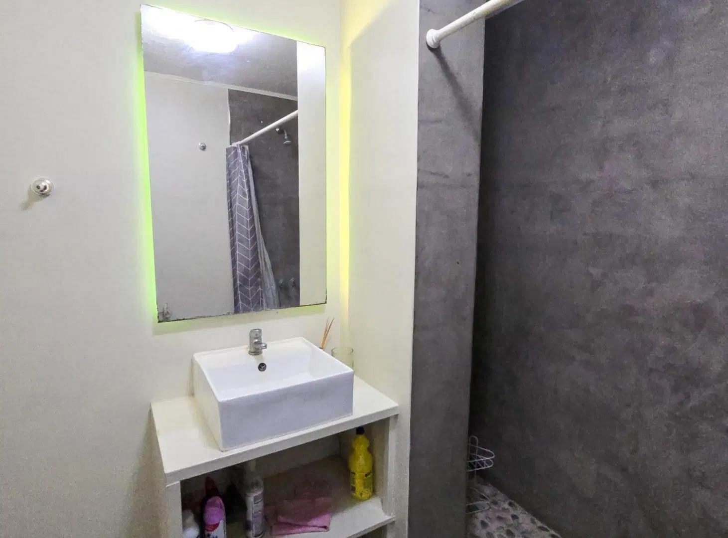Departamento 3 amb.- Alberti y Sarmiento 5