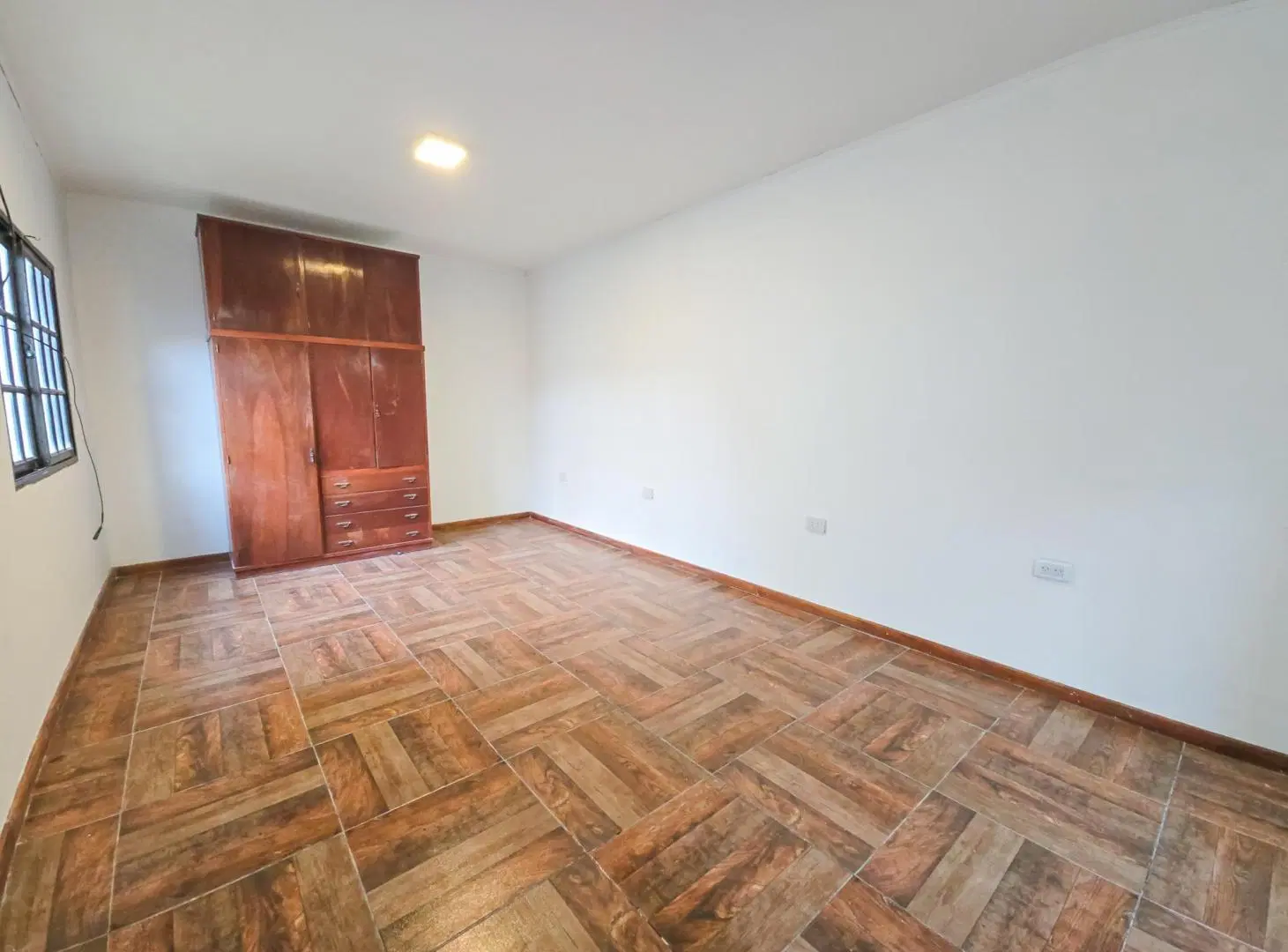 PH Monoambiente (P.B) - Jujuy y Av. J. J. Paso 2