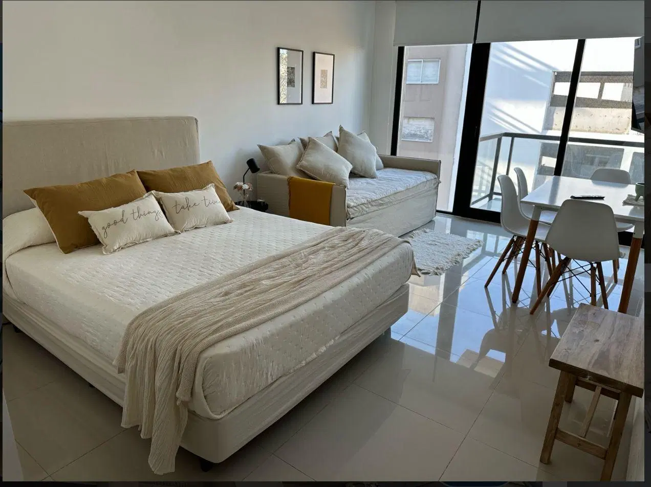 Departamento monoambiente amoblado- Entre Ríos y Alberti 8