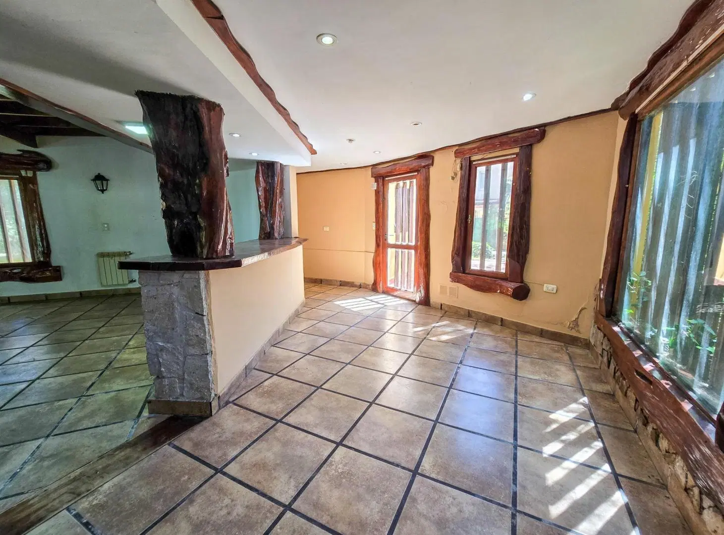 Casa 4 amb. parque y e/vehículo- Apto Crédito- Bosque Peralta Ramos 5