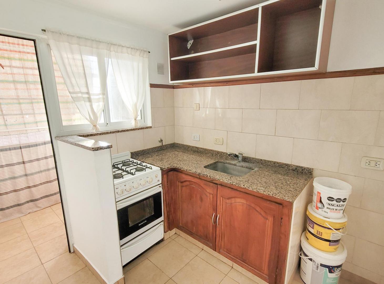 Foto de Departamento 2 amb. amplio, externo - Roca y San Juan, imagen 4