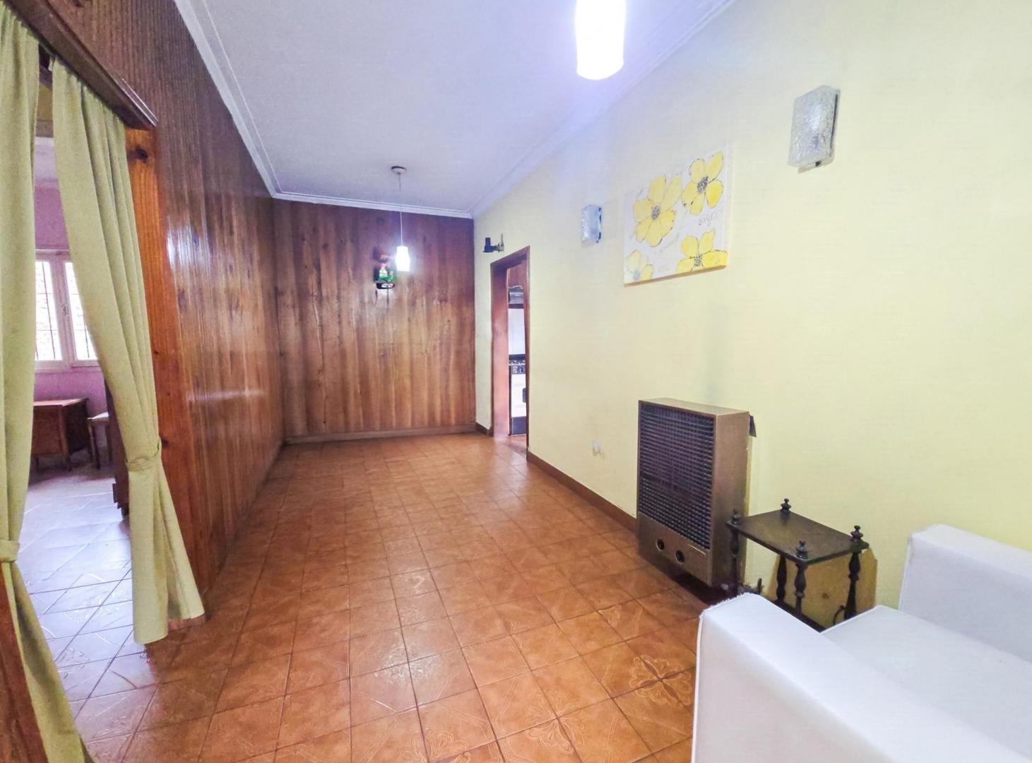 Foto de Chalet 3 amb. con dependencia y patio. Apto crédito- Rosales y Cerrito, imagen 3