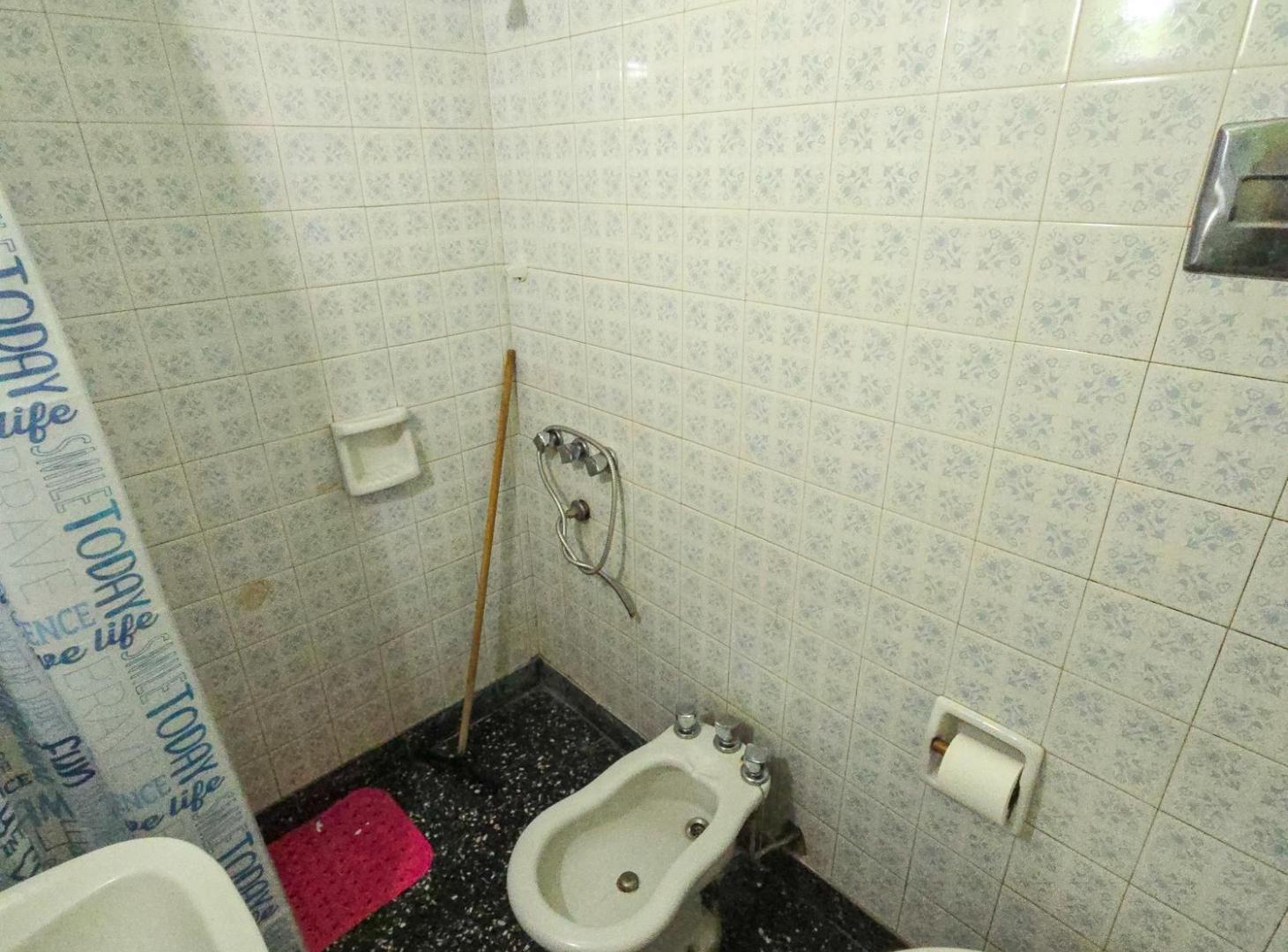 Foto de Chalet 3 amb. con dependencia y patio. Apto crédito- Rosales y Cerrito, imagen 4