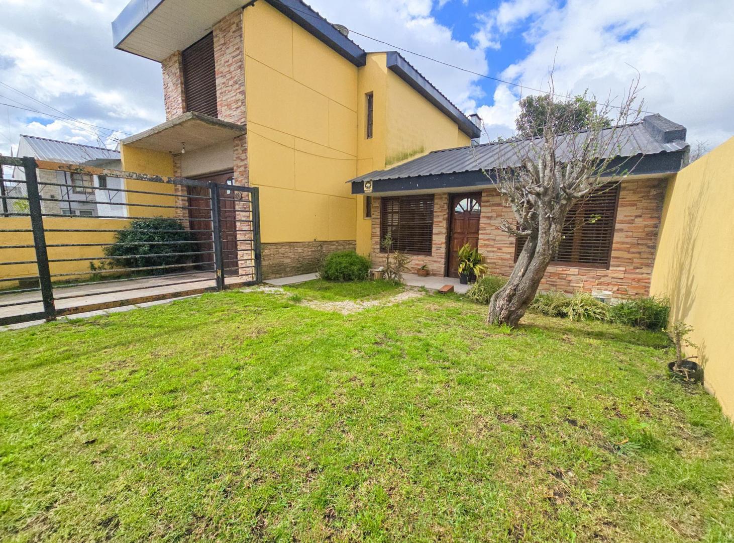 Foto de En block: Casa 4 amb.+ Monoambiente. Ap. crédito- Paraguay y Necochea, imagen 5
