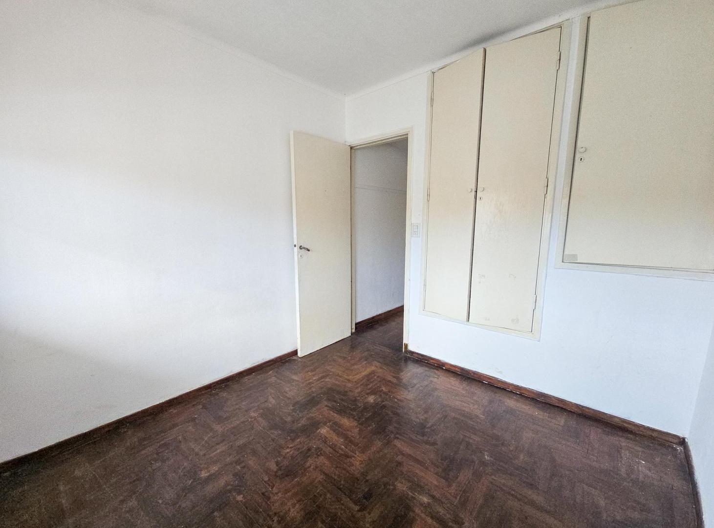 Foto de Dúplex 3 amb. con patio al frente - Parque Luro, imagen 5