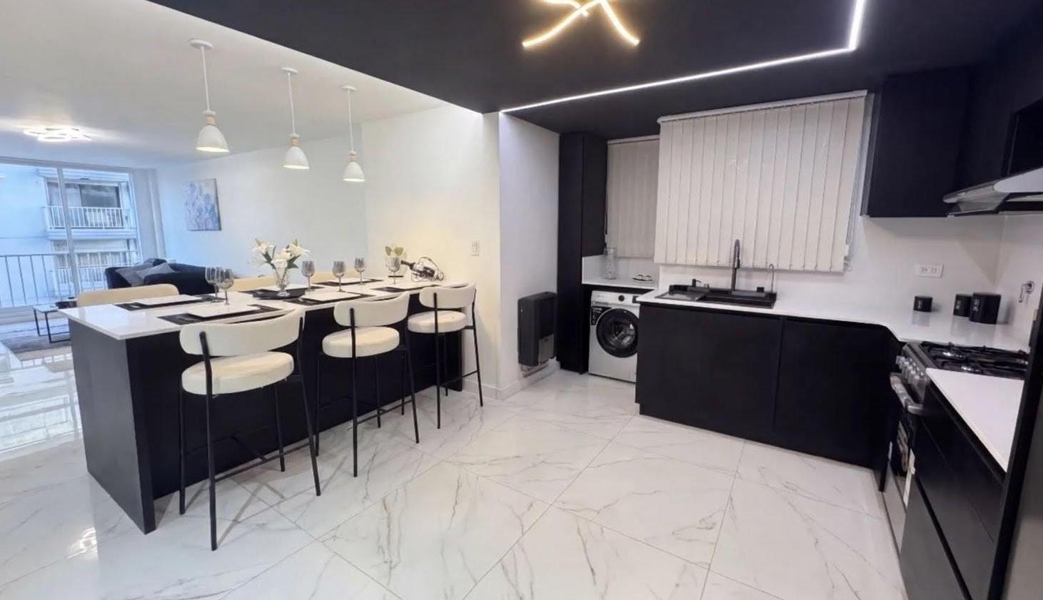 Foto de Departamento 3 amb. externo con balcón - Entre Rios y San Martin, imagen 2