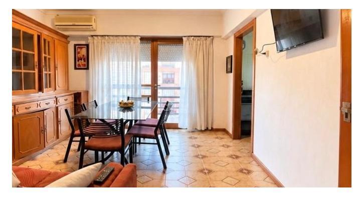 Foto de Departamento 1 amb y 1/2 con balcòn- La Rioja y Balcarce, imagen 1