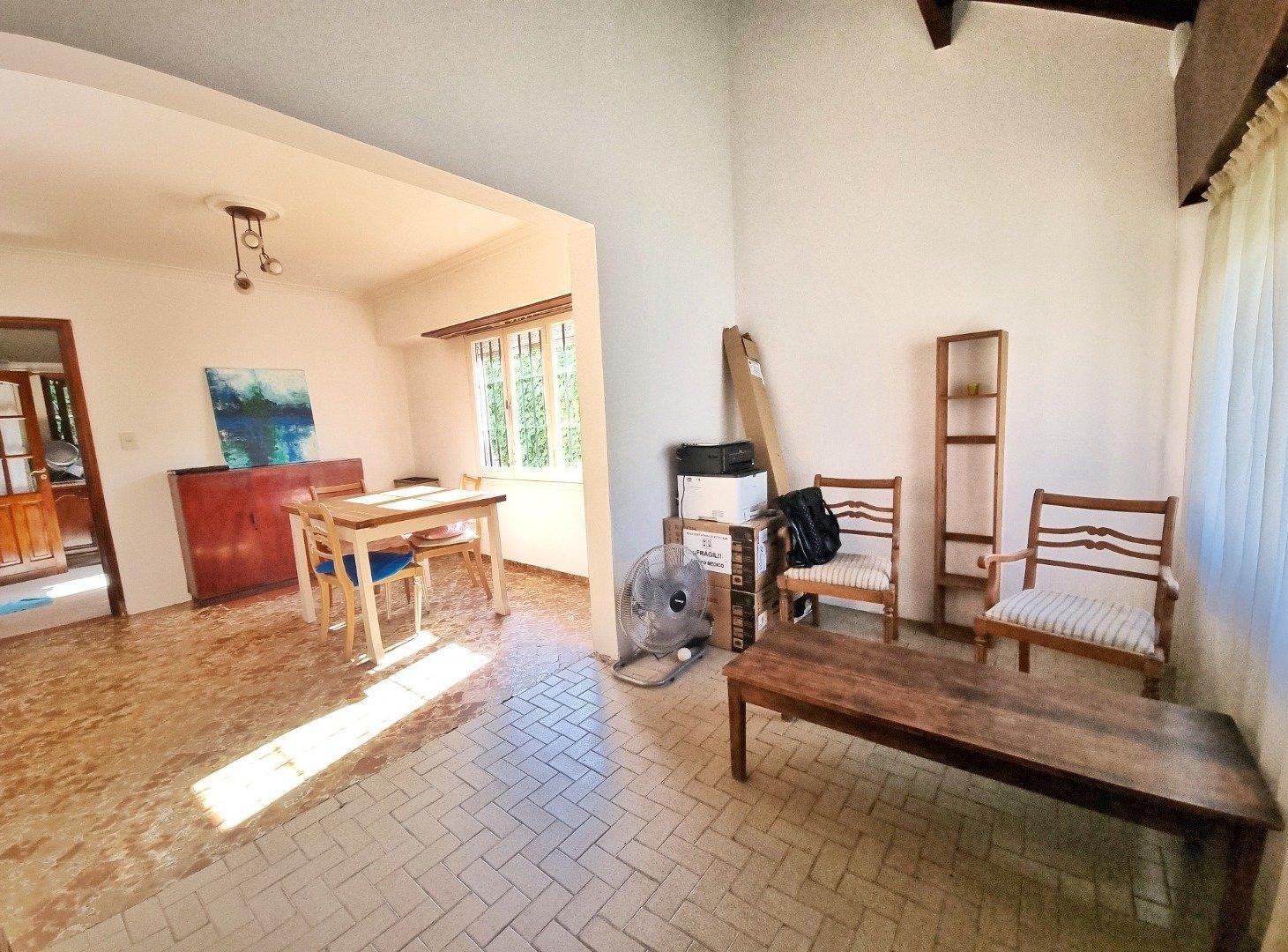 Foto de Chalet en PH 3 ambientes con entrada p/ autos - Soler y C. de Dolores, imagen 2