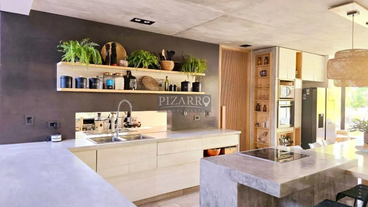 Alquiler Casa Gerencial - Amoblada - Barrio La Zagala 2