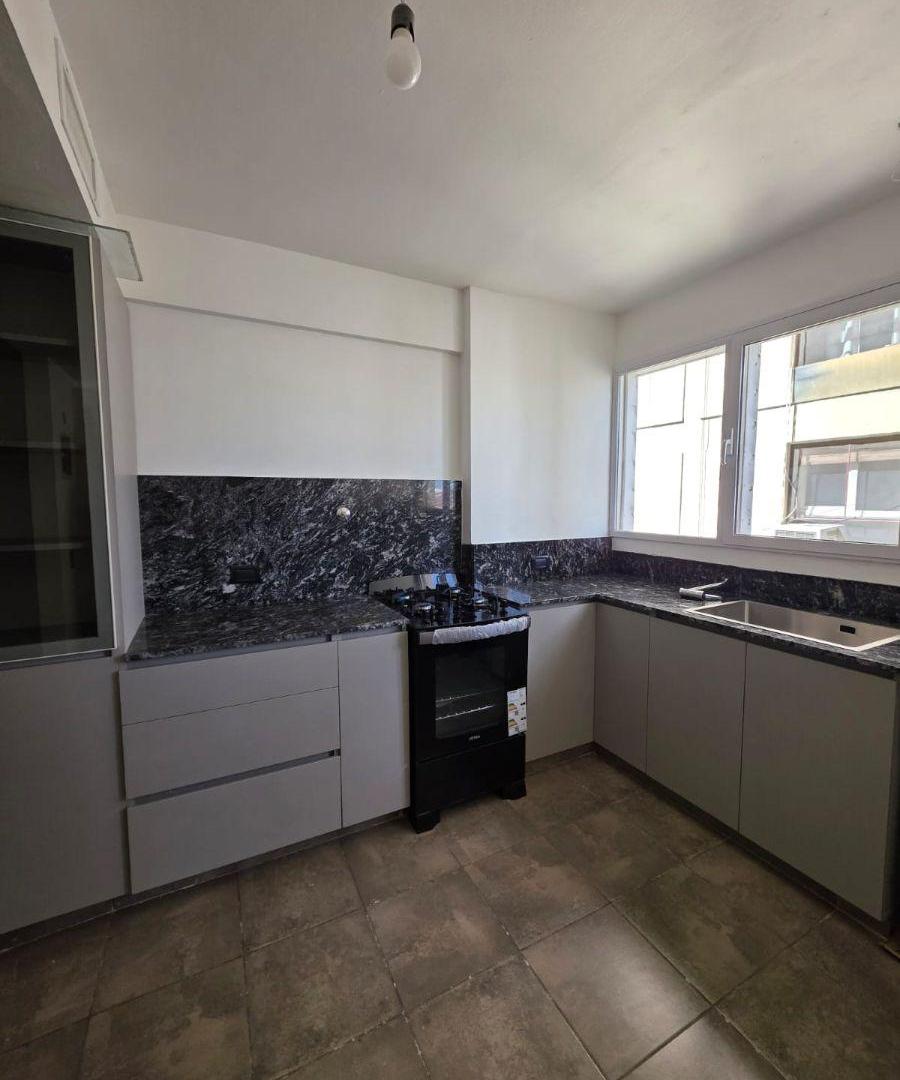 Foto de Departamento de 2 Dormitorios - Av. Argentina 175 - Galería Jardín, imagen 4