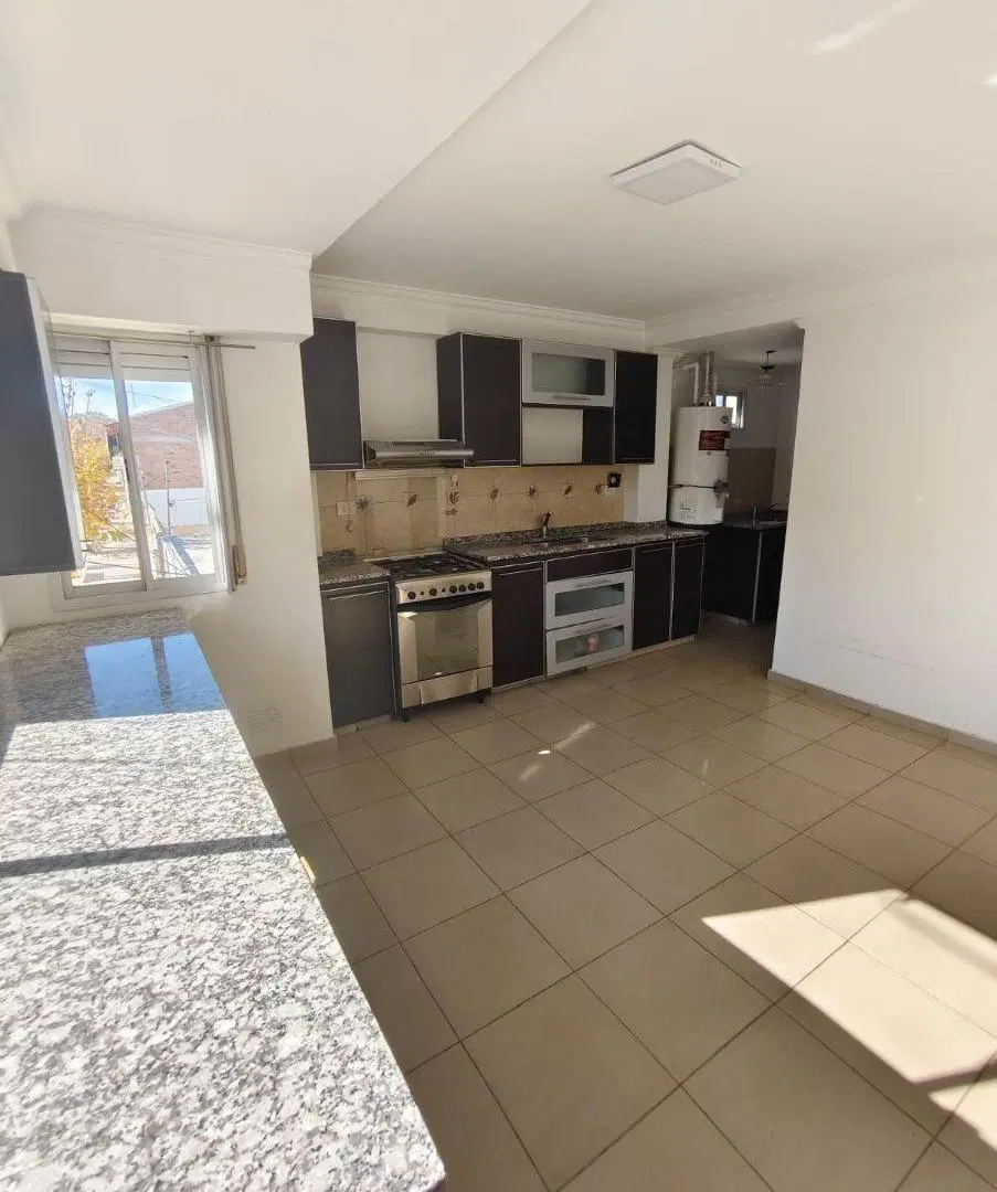 Alquiler amplio Departamento 2 Dorm. - Edelman a metros de Av. Olascoaga 2