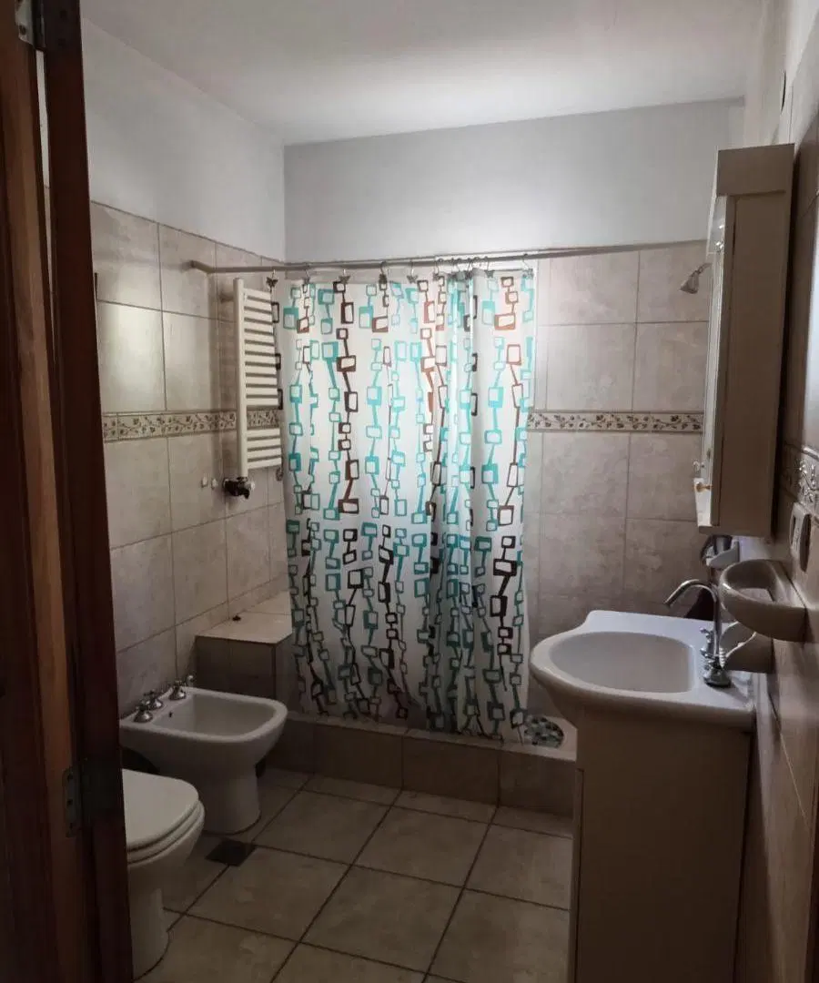 Hermosa Casa de 2 Dormitorios en Barrio La Peregrina 4