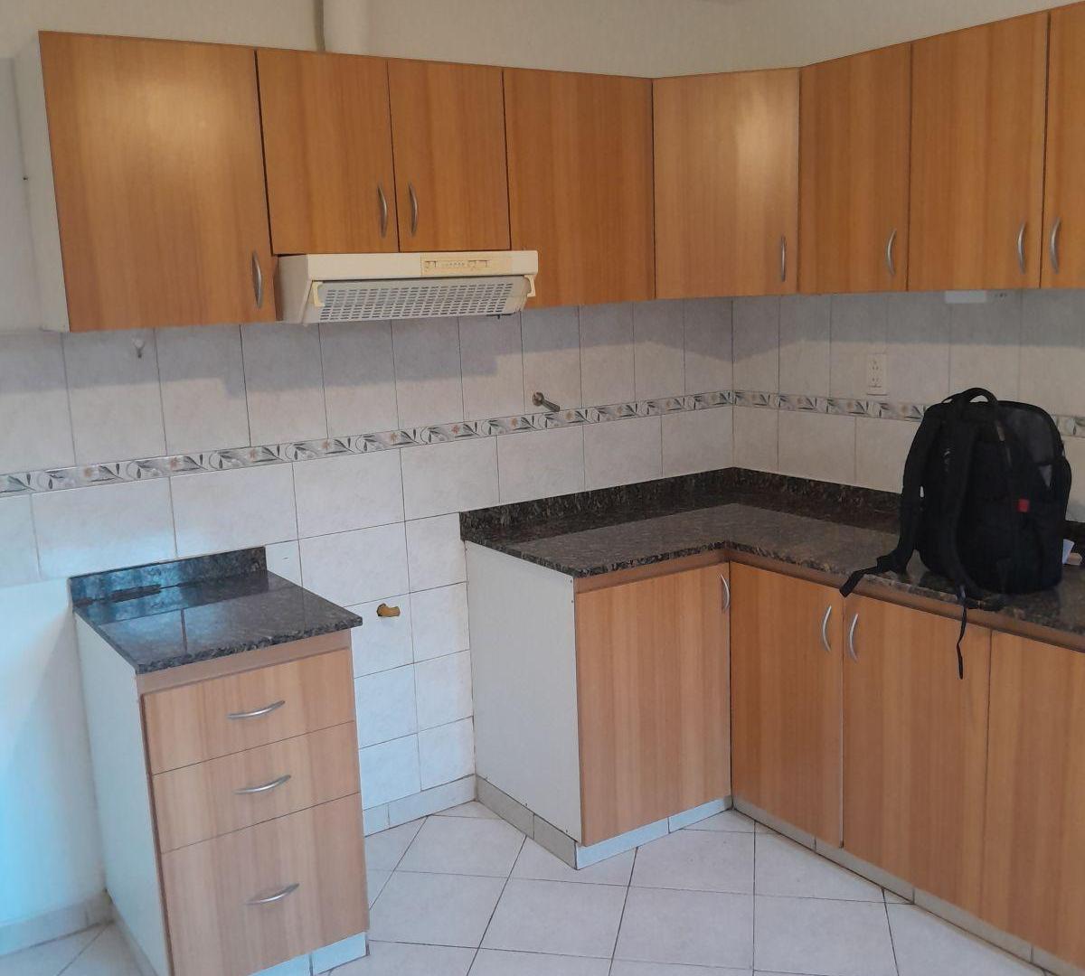 Foto de Alquiler Dúplex 3 Dormitorios - Patio y Cochera | Catriel al 200, imagen 1