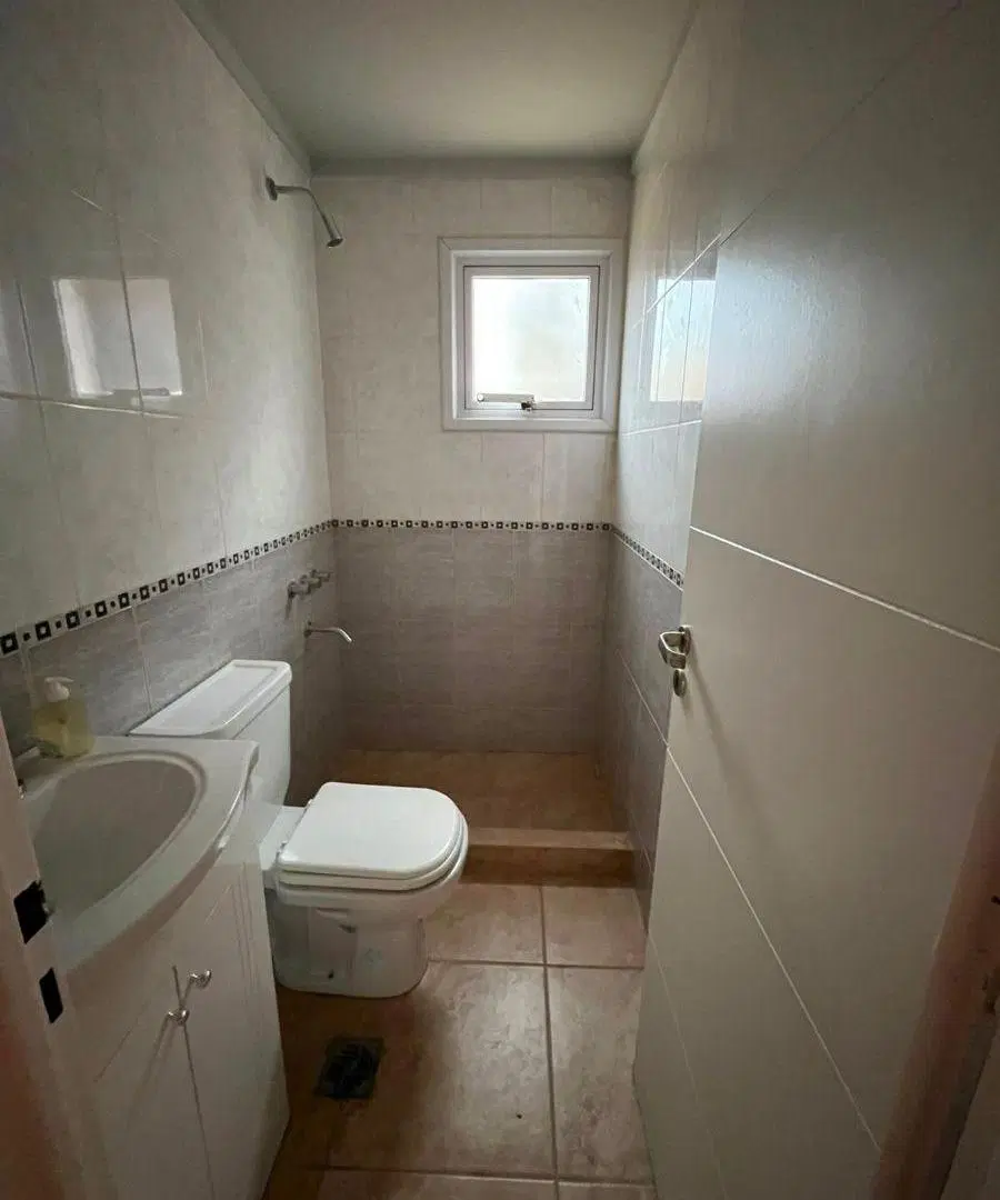 Alquiler Casa La Zagala - Neuquén | 6 Amb. en Planta Baja con Jardín 4