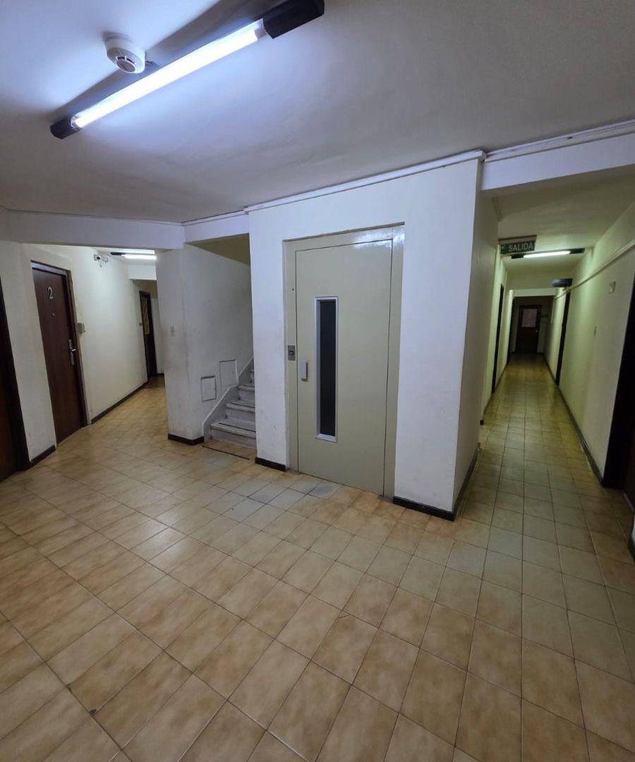 Foto de Alquiler Oficina Comercial - Ubicación Estratégica, imagen 2