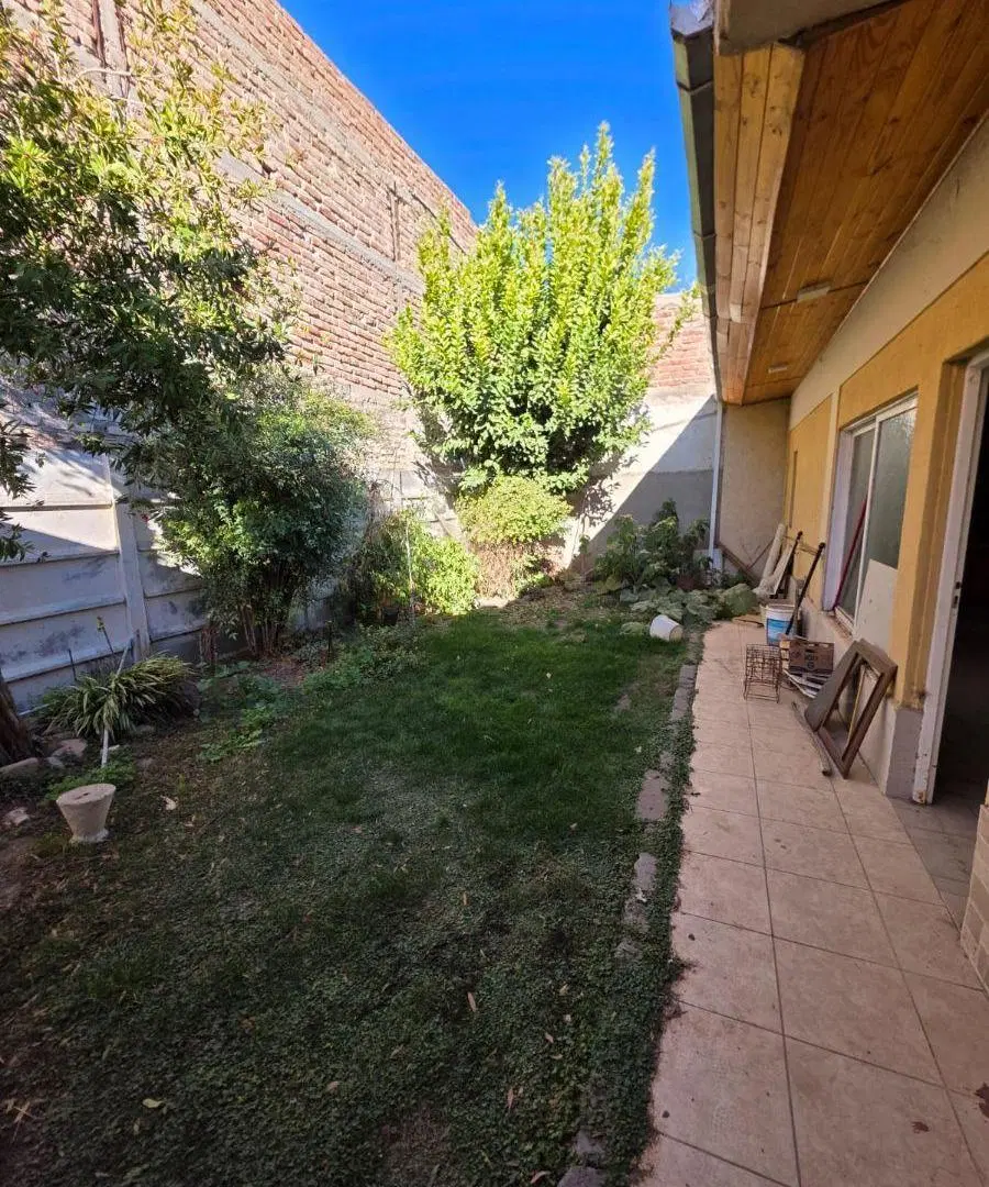 VENTA Lote 400m² con 2 Casas | Ideal Inversión o Desarrolladores | Montevideo 253 4