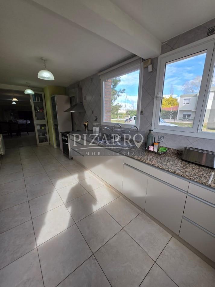 Foto de Alquiler Casa en Barrio Privado La Zagala, imagen 4