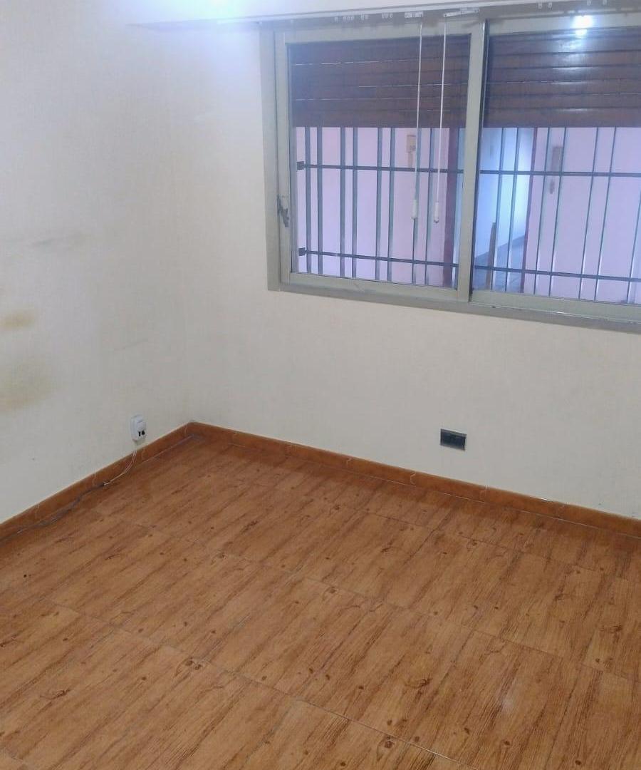 Foto de CASA EN VENTA – AMPLIA, FUNCIONAL Y CON EXCELENTES ESPACIOS EXTERIORES, imagen 2