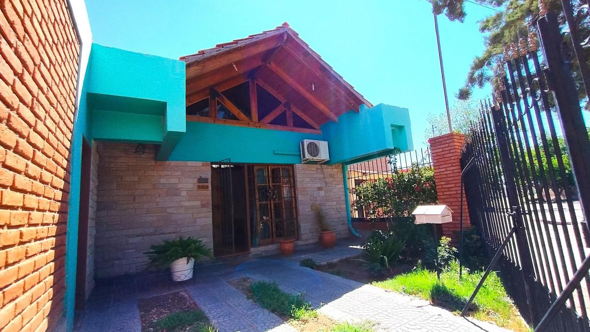 Vendo Casa Esquina Adyacente Al Torreón 3