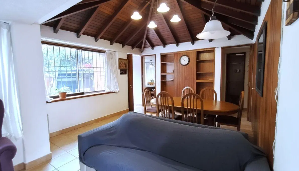 CASA EN DORREGO: SEGURIDAD, UBICACIÓN Y ¡APTO CRÉDITO! 4