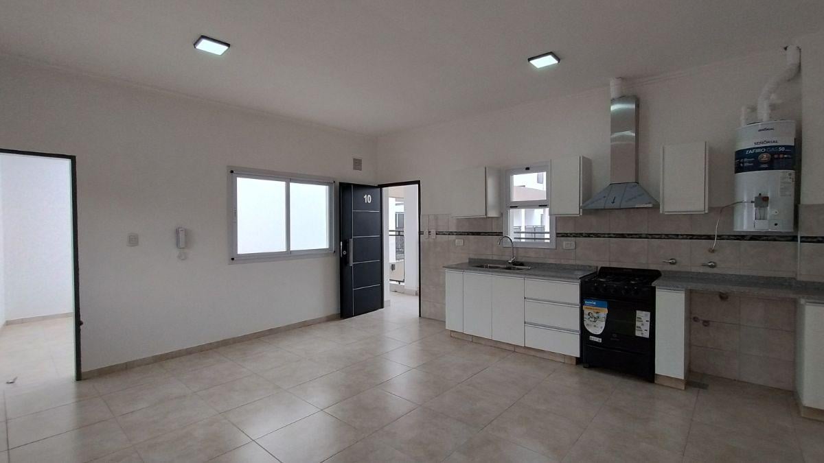 Departamento en alquiler c/ cochera en Villa Nueva