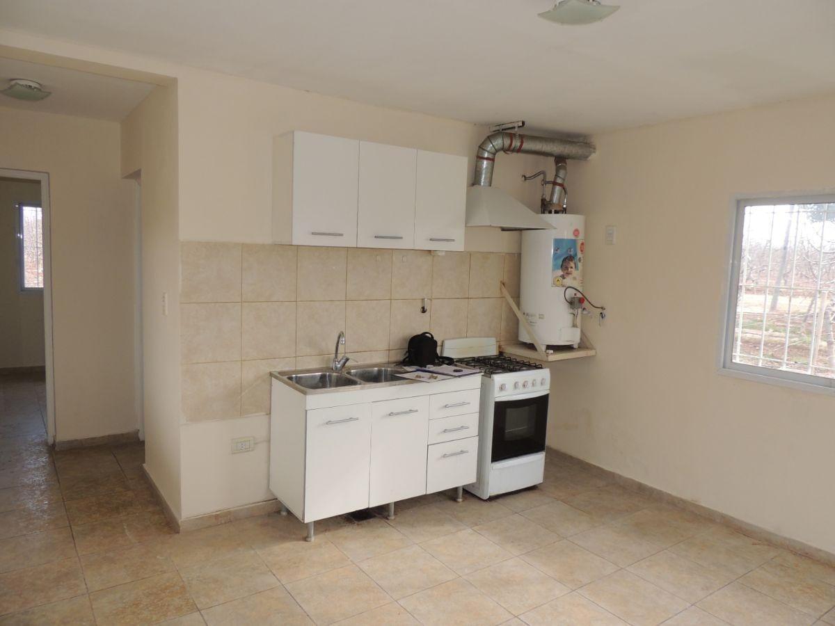 Foto de CASA EN ALQUILER RODEADA DE CEREZOS, imagen 1