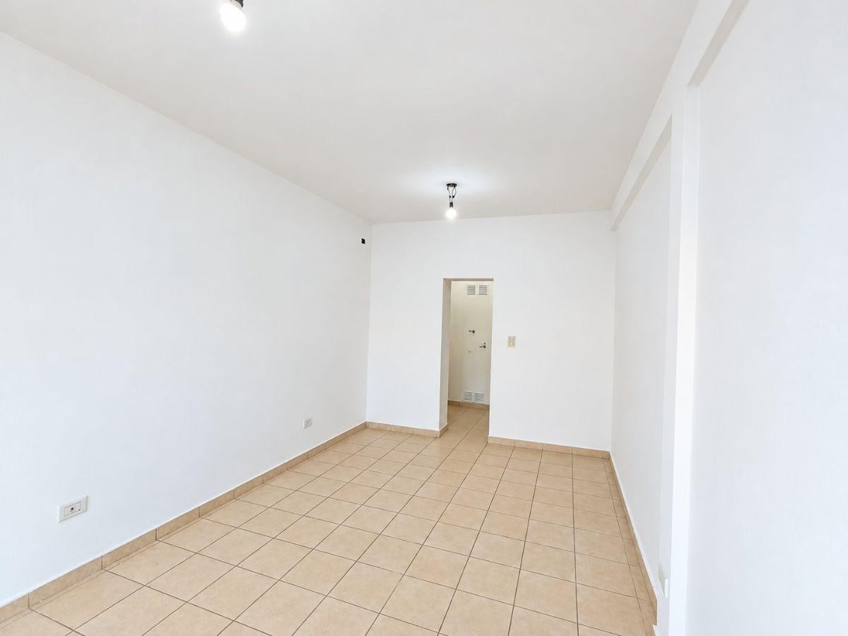 Foto de ALQUILO LOCAL COMERCIAL ADYACENTE AL NOVAMARKET, imagen 3