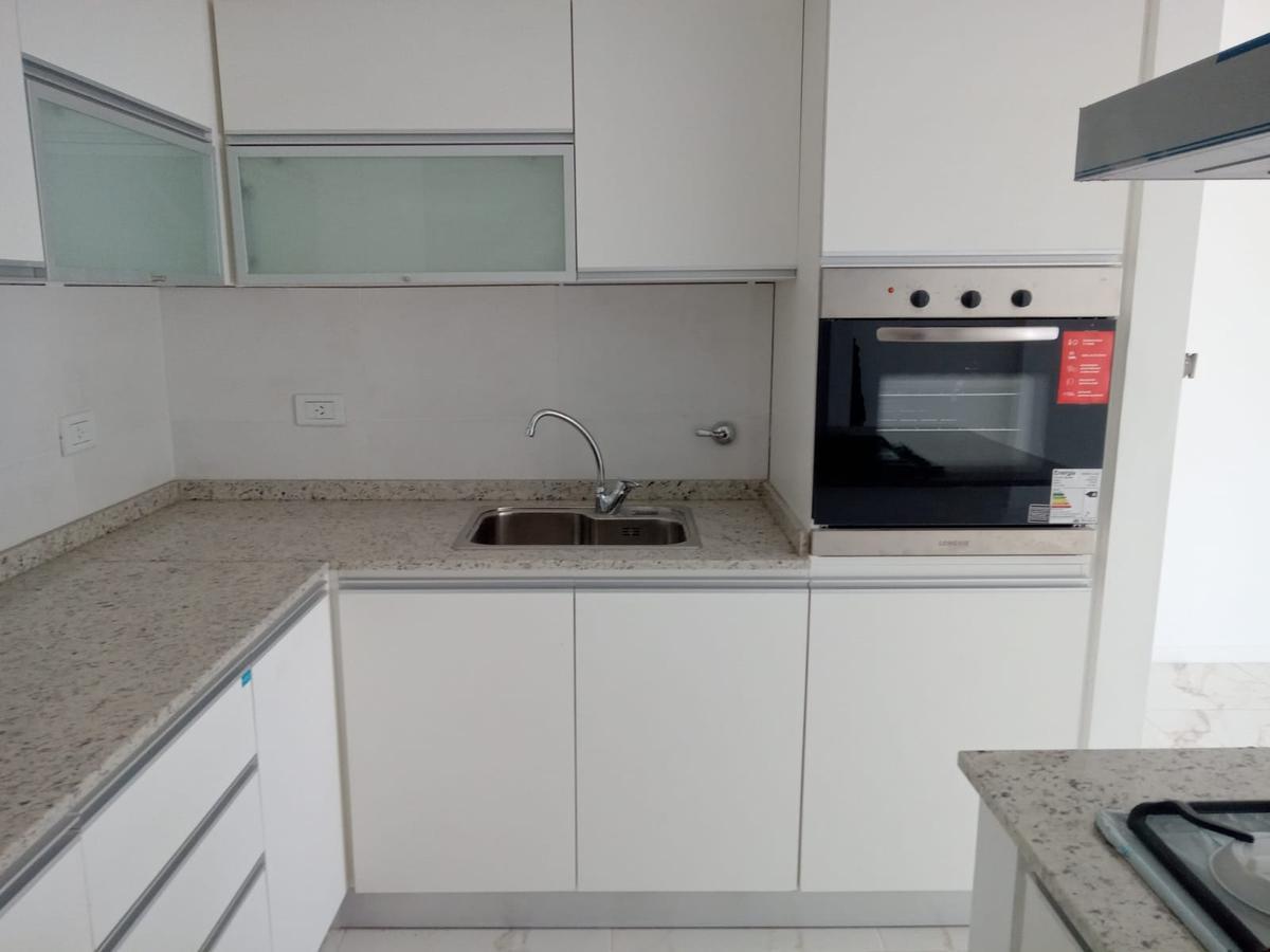 Foto de Piso Exclusivo 3 dormitorios Cochera - Estrenar, imagen 2