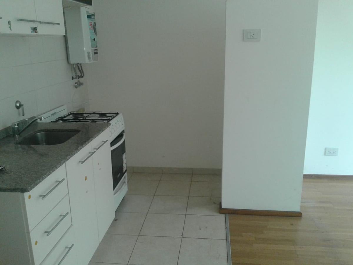 Foto de 1 Dormitorio con Cochera, imagen 2