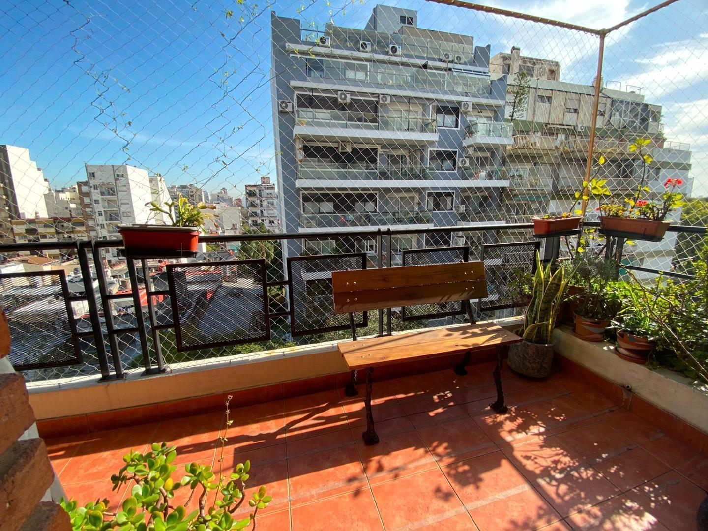 Foto de Departamento Dúplex en Caballito 6 Ambientes Cochera Baulera, imagen 1