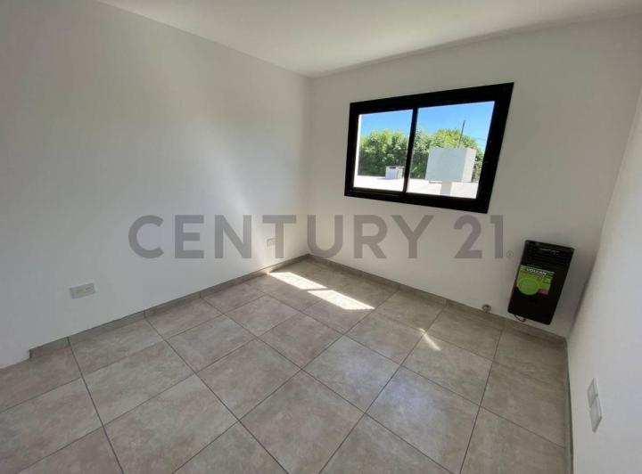 Duplex a estrenar en venta en Villa Elisa 4