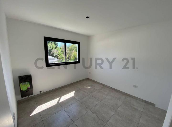 Duplex a estrenar en venta en Villa Elisa 3