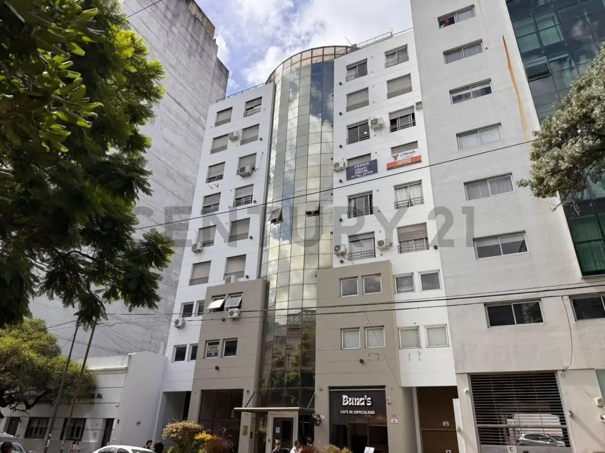 OFICINA EN VENTA CON COCHERA 48 ENTRE 13 Y 14 5