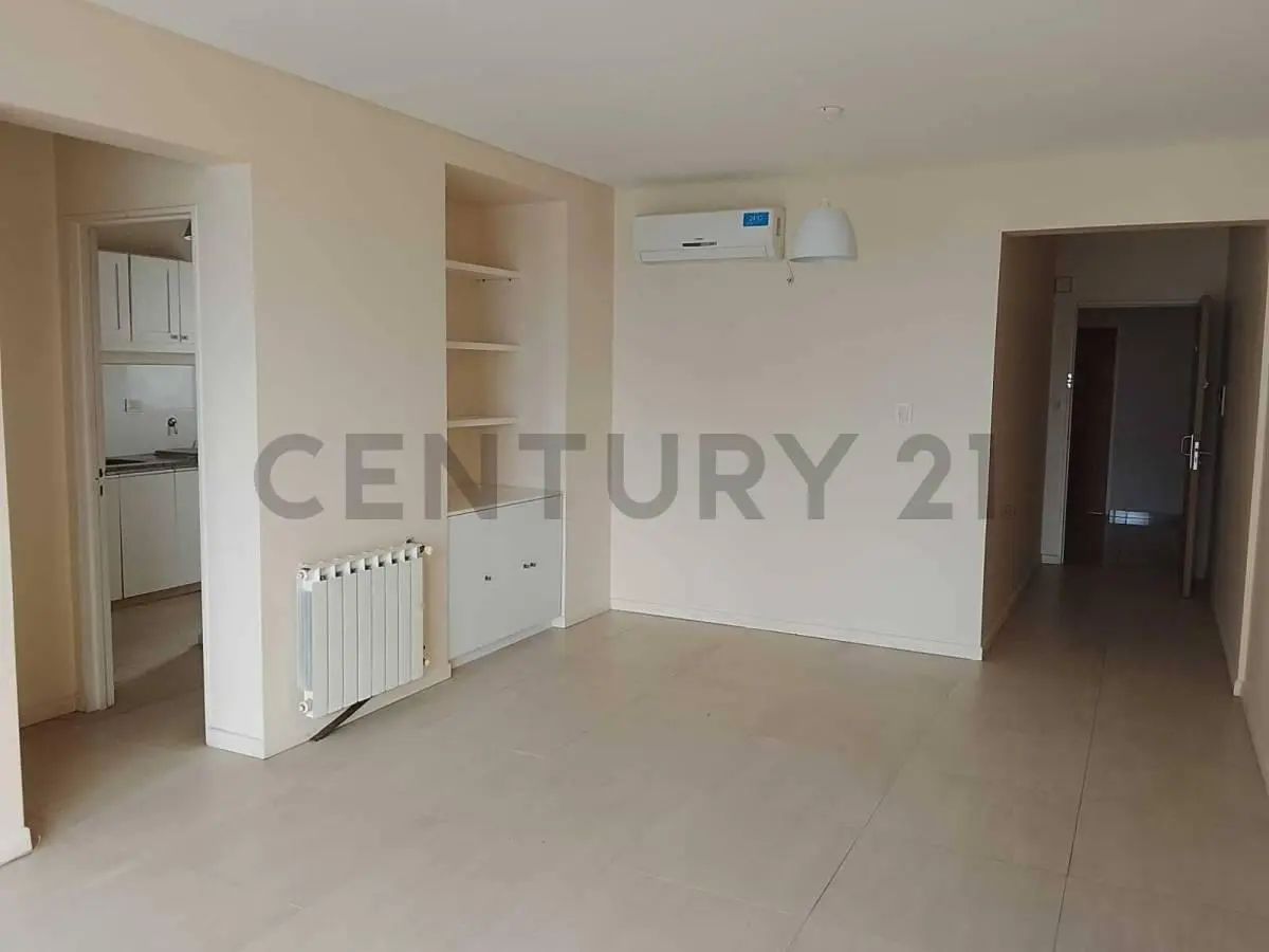 Departamento de 1 dormitorio en alquiler en La Plata 3