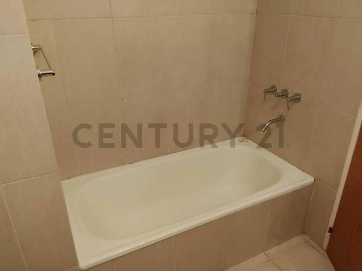 Departamento de 1 dormitorio en alquiler en La Plata 4