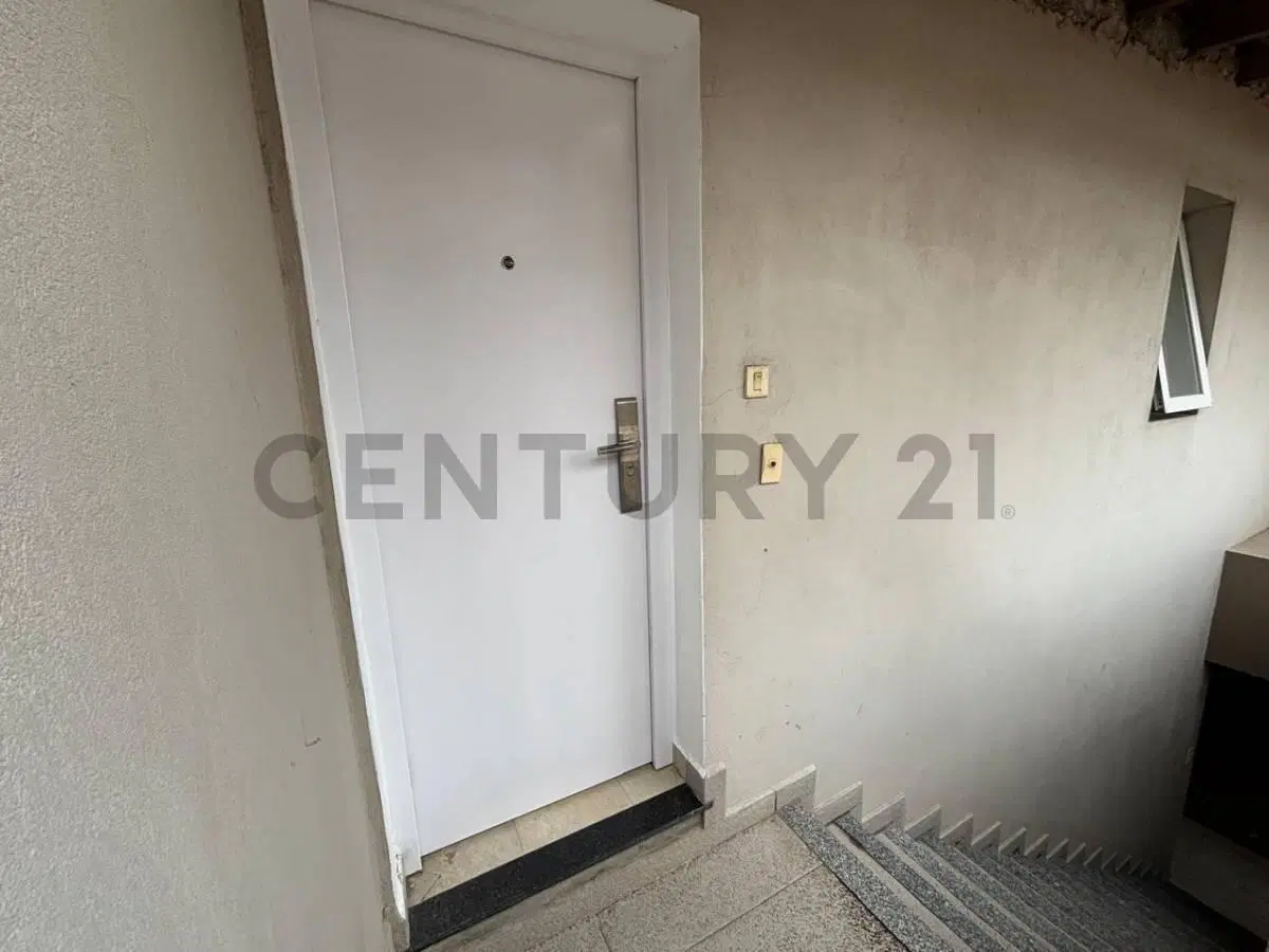 Departamento de 1 dormitorio en alquiler en la plata 2