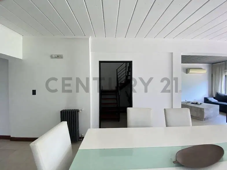 Casa 3 dormitorios a la venta en City bell 8